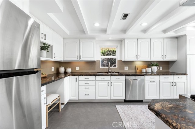 3219 Gibson PL