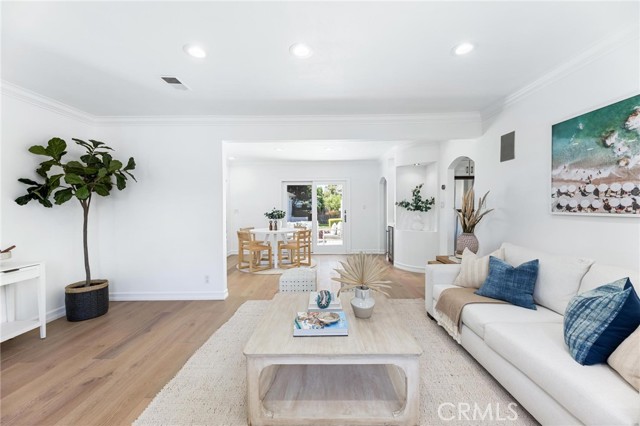 3219 Gibson PL