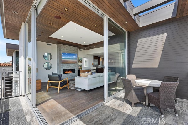 726 Loma DR