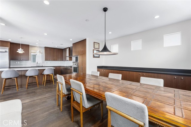 726 Loma DR