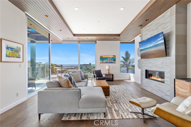 726 Loma DR