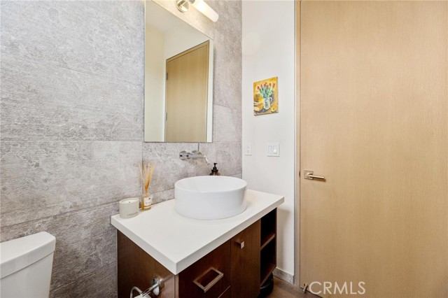 726 Loma DR