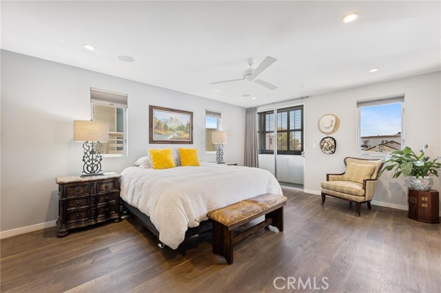 726 Loma DR