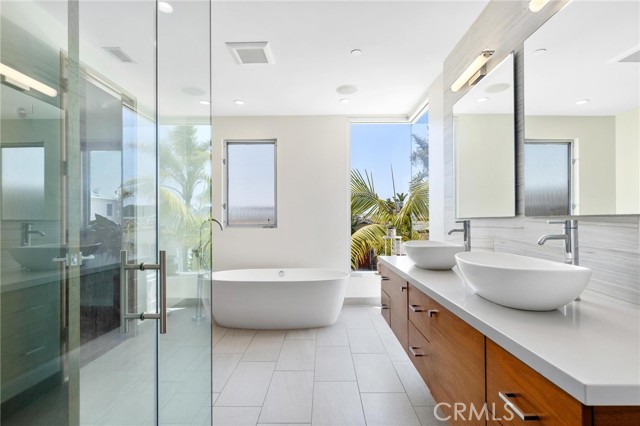 726 Loma DR