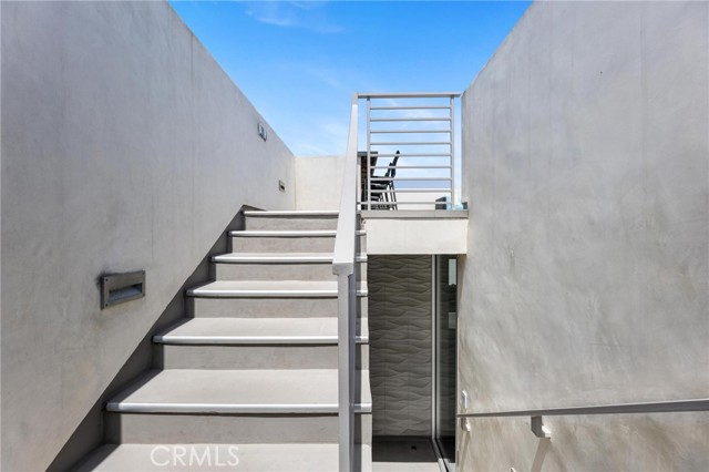 726 Loma DR