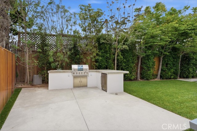 2126 Havemeyer LN