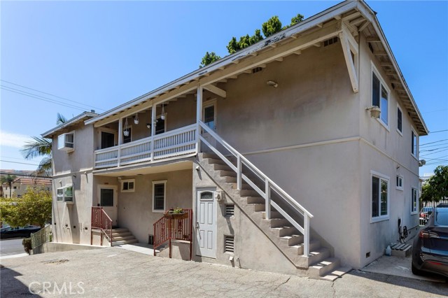 240 Hampton DR