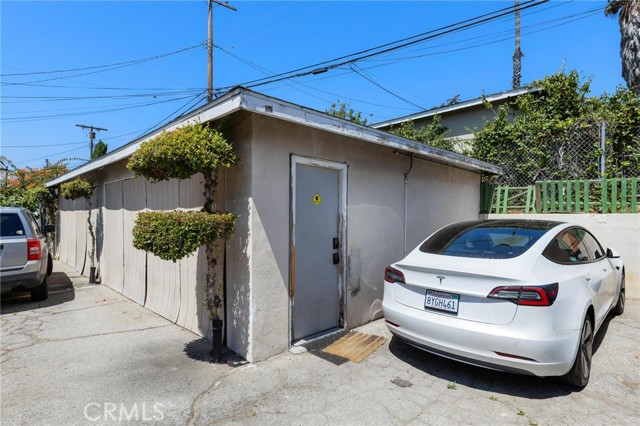 240 Hampton DR