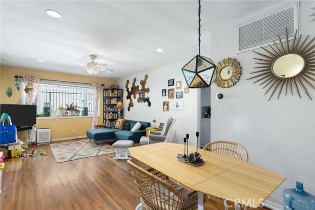 240 Hampton DR