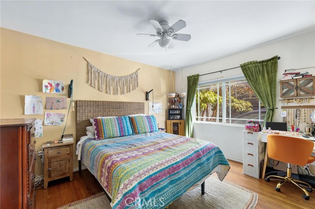240 Hampton DR