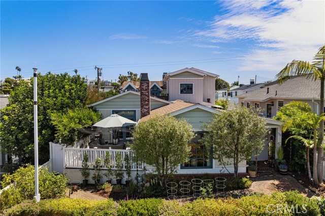 522 Marine AVE