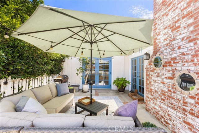 522 Marine AVE