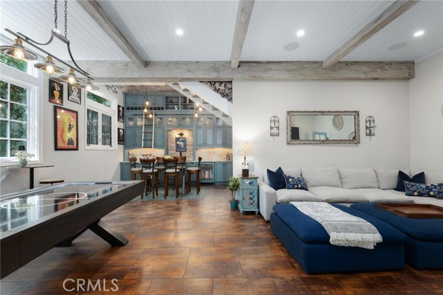 522 Marine AVE
