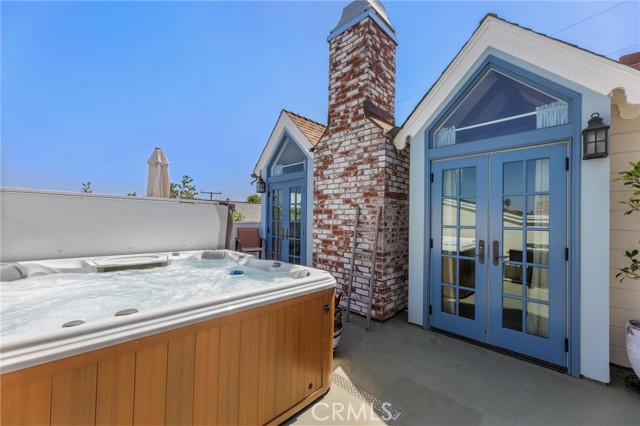522 Marine AVE