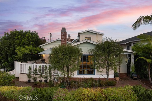 522 Marine AVE