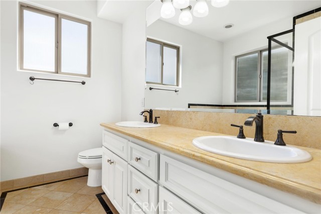 1551 Artesia BLVD Unit: 4