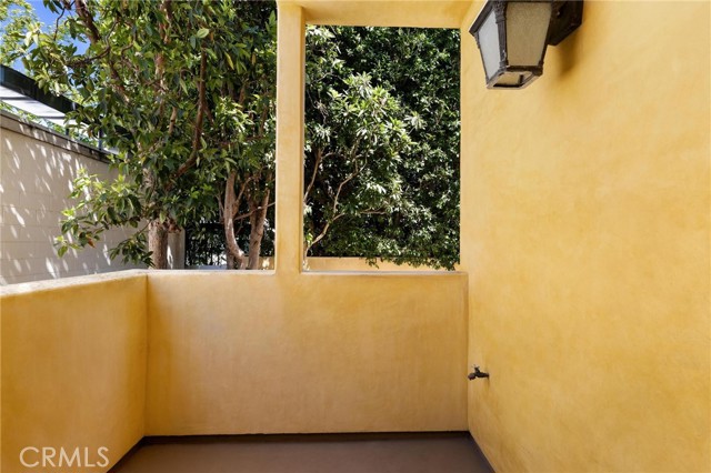 1551 Artesia BLVD Unit: 4