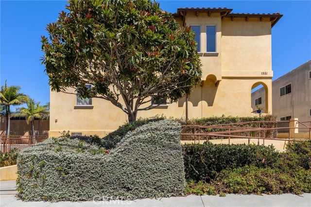 1551 Artesia BLVD Unit: 4