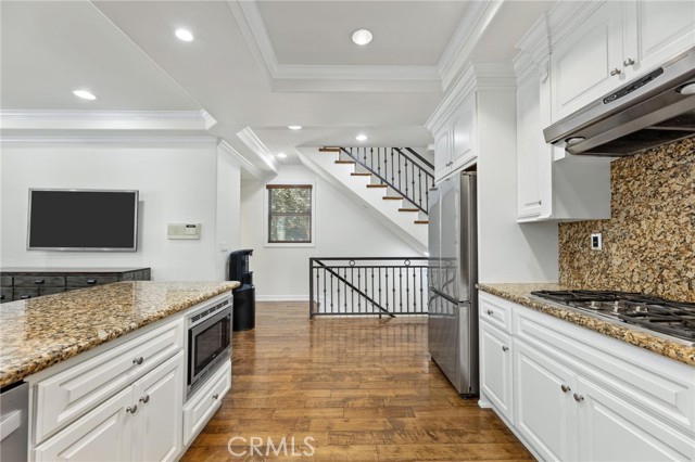 1551 Artesia BLVD Unit: 4