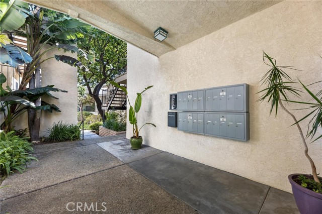 538 Avenue A Unit: 2A