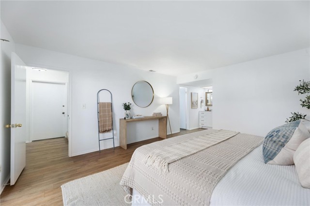 732 Hermosa AVE