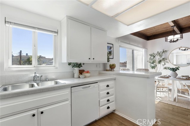 732 Hermosa AVE