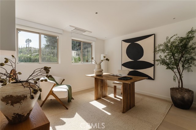 202 Calle Miramar