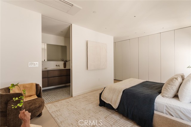 202 Calle Miramar