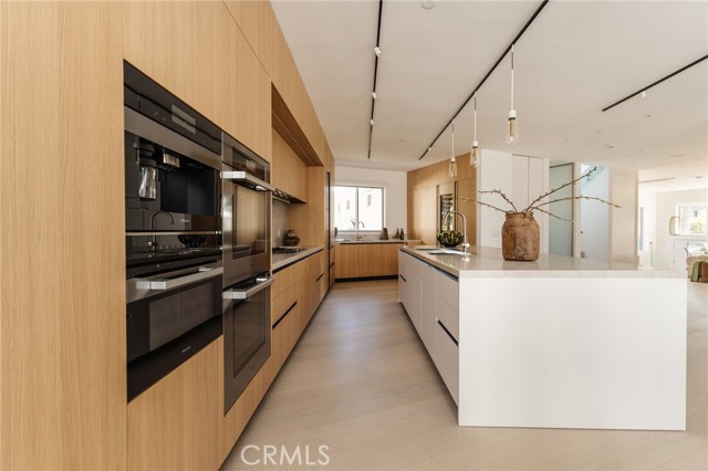 202 Calle Miramar