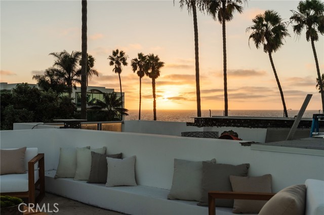 202 Calle Miramar