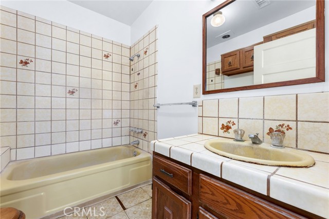 1920 Hermosa AVE