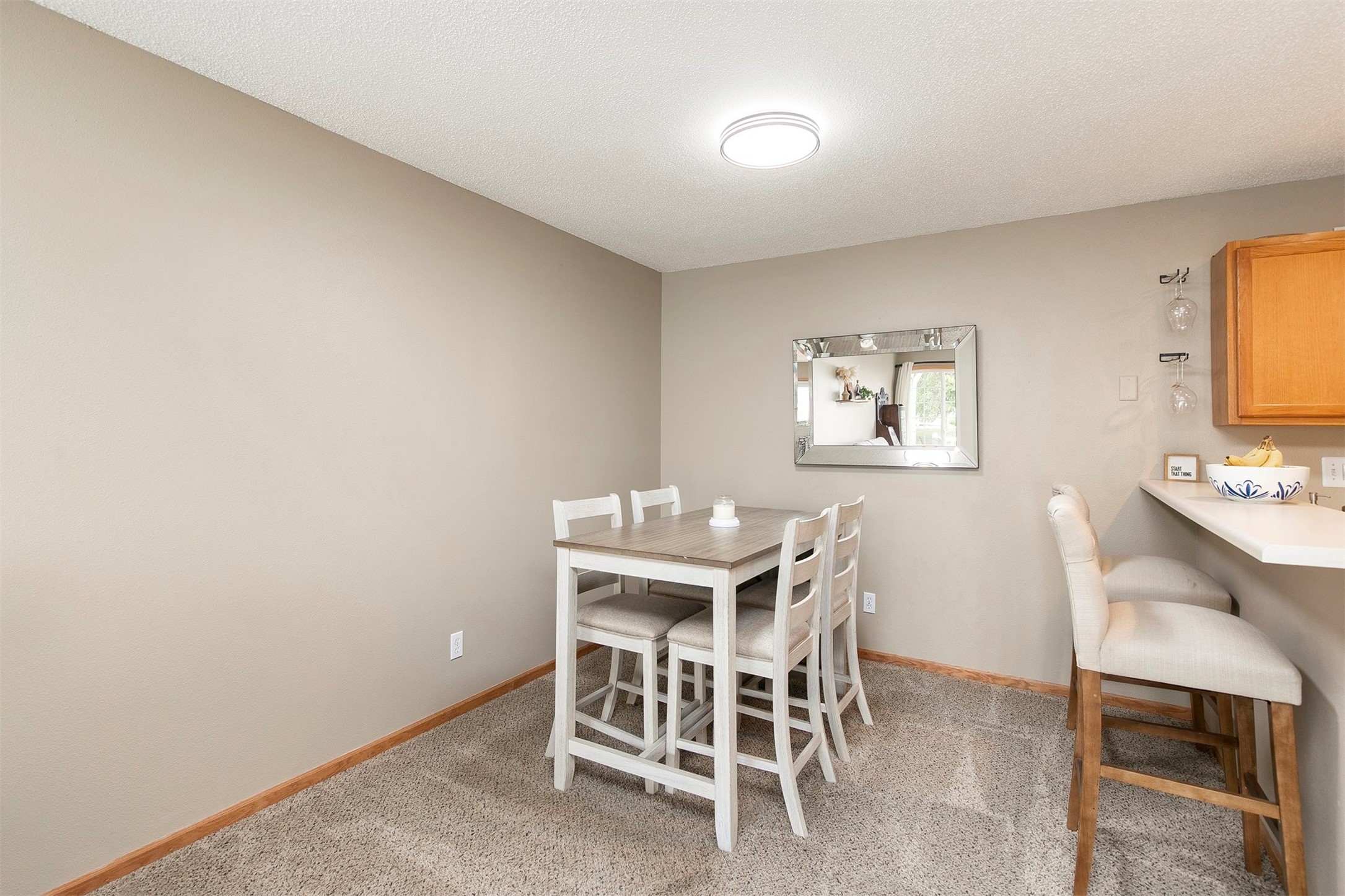 1413 SE Delaware Avenue 3