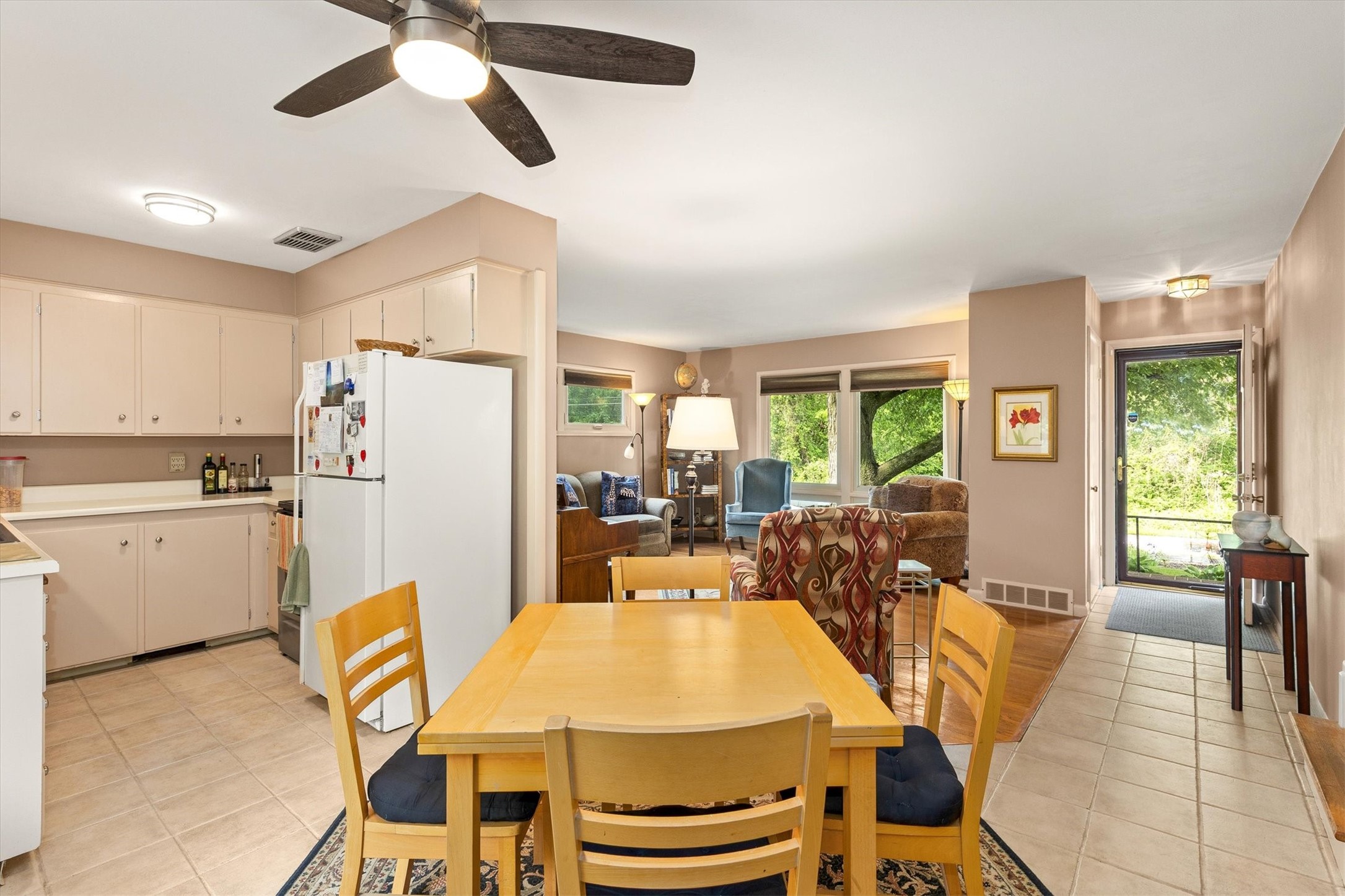 1001 Cummins Parkway