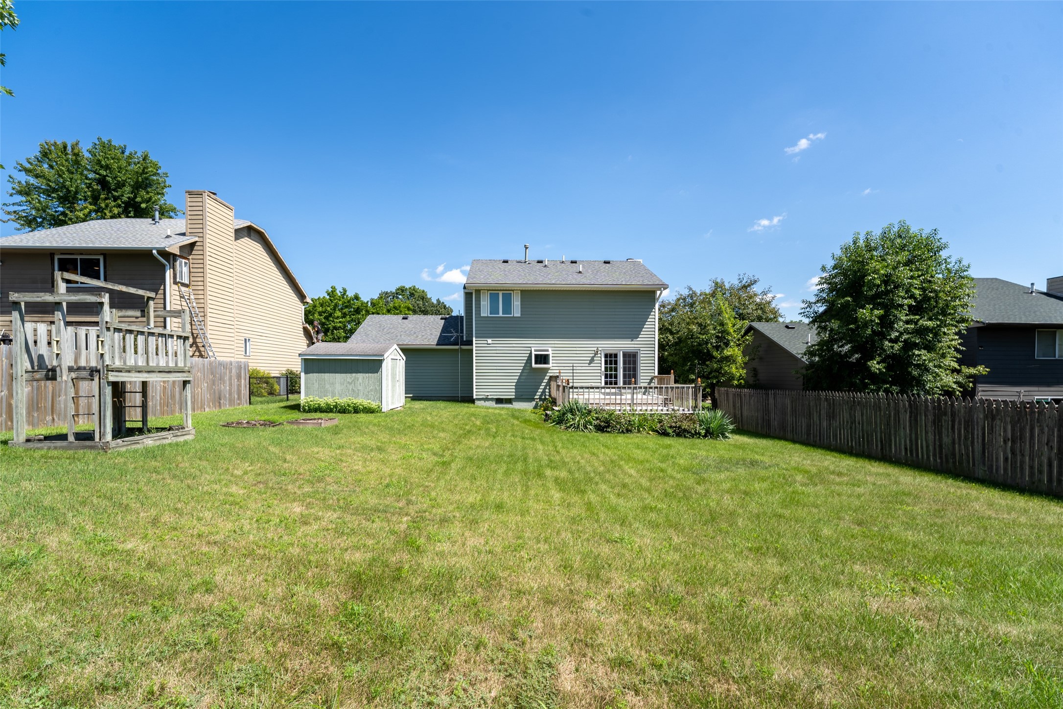 4124 SE 23RD Street