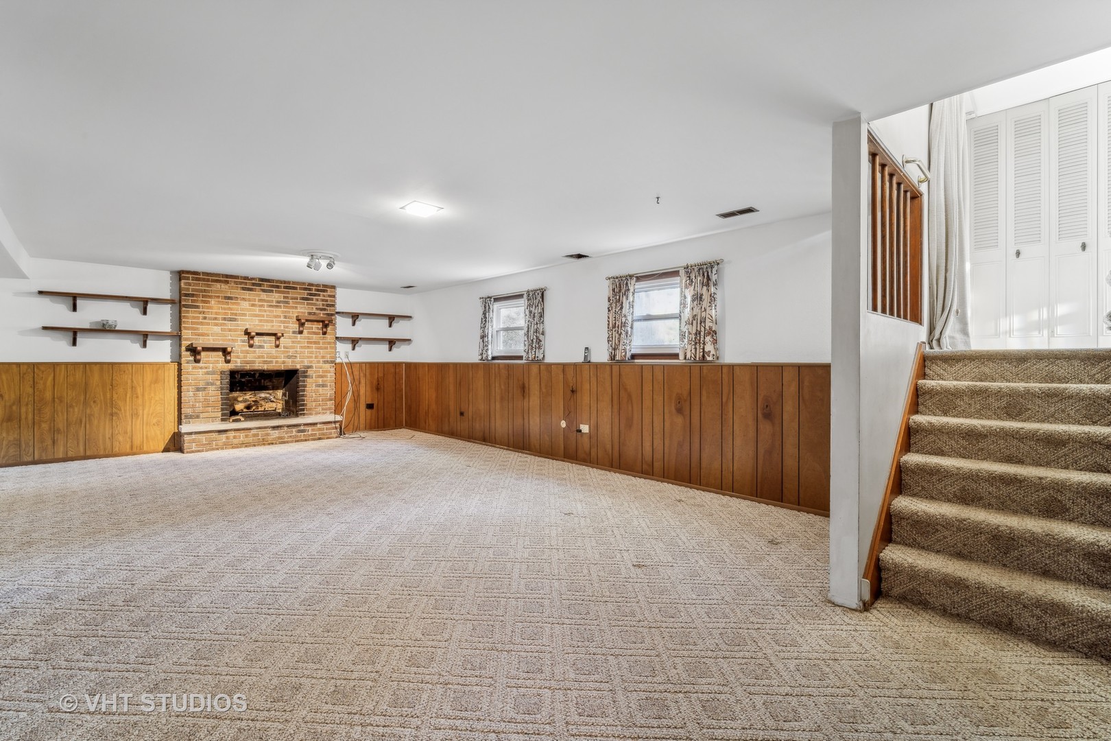 15244 W Pinewood Lane