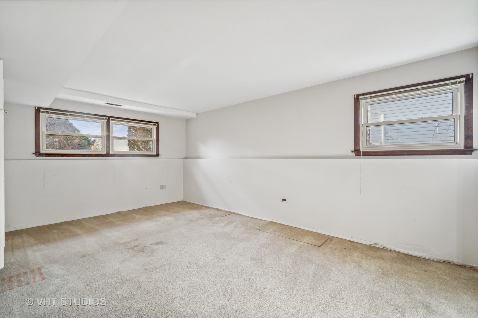 15244 W Pinewood Lane