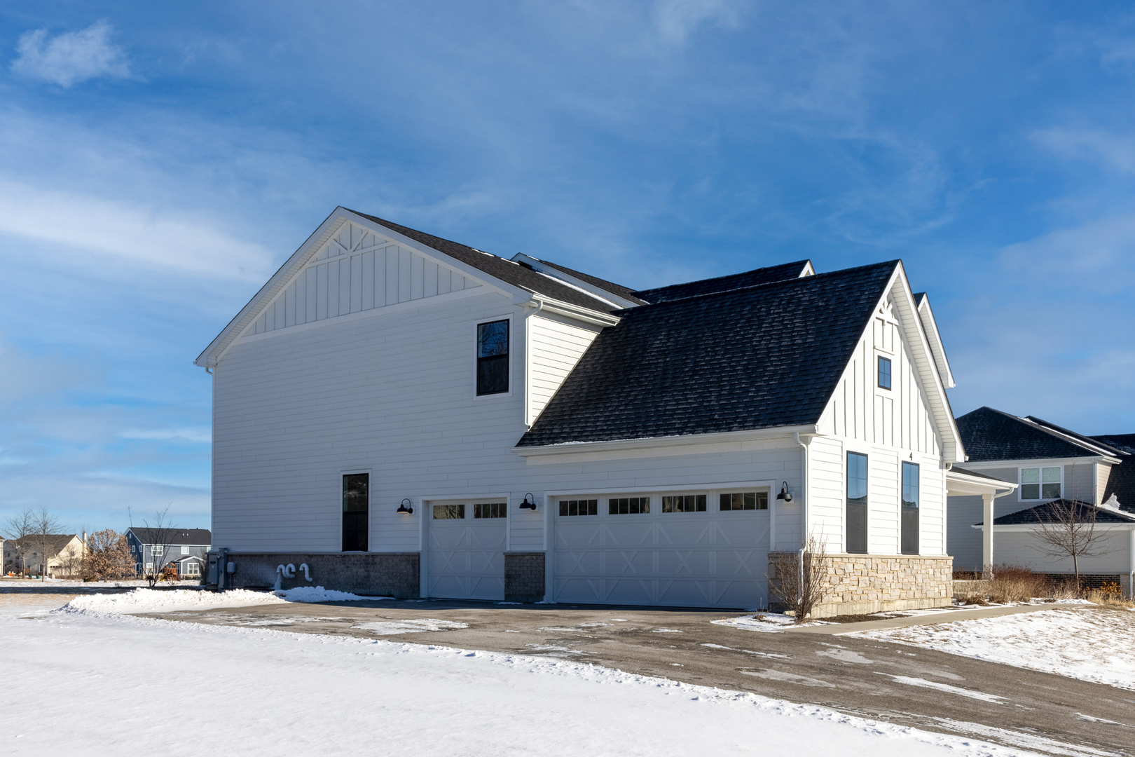 4 Crystal Downs Drive