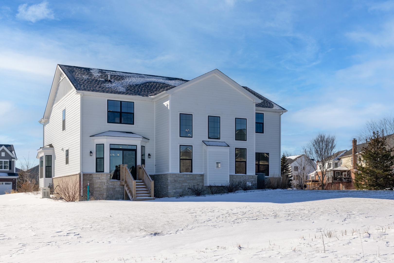 4 Crystal Downs Drive