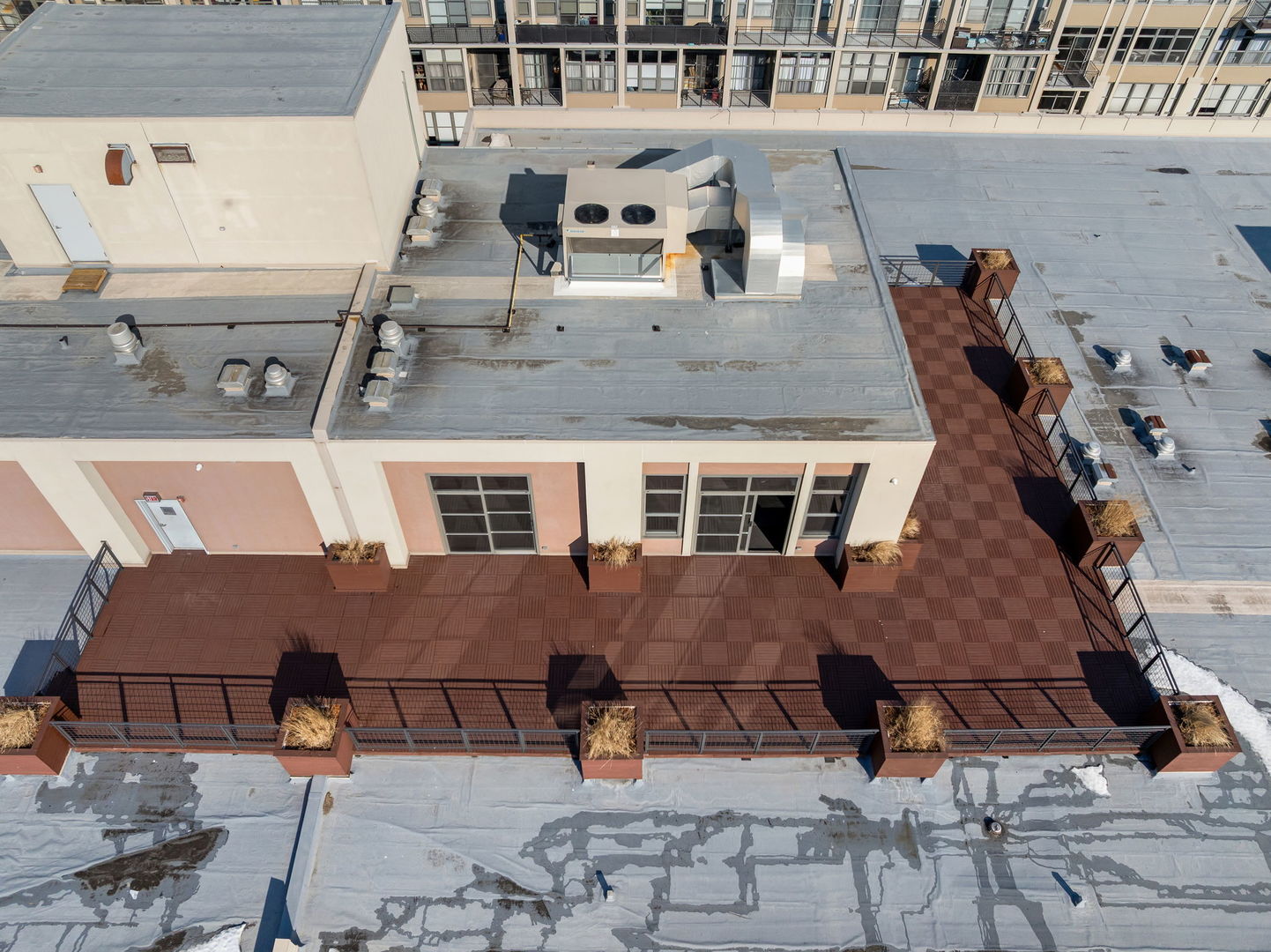 900 N Kingsbury Street Unit: 1071