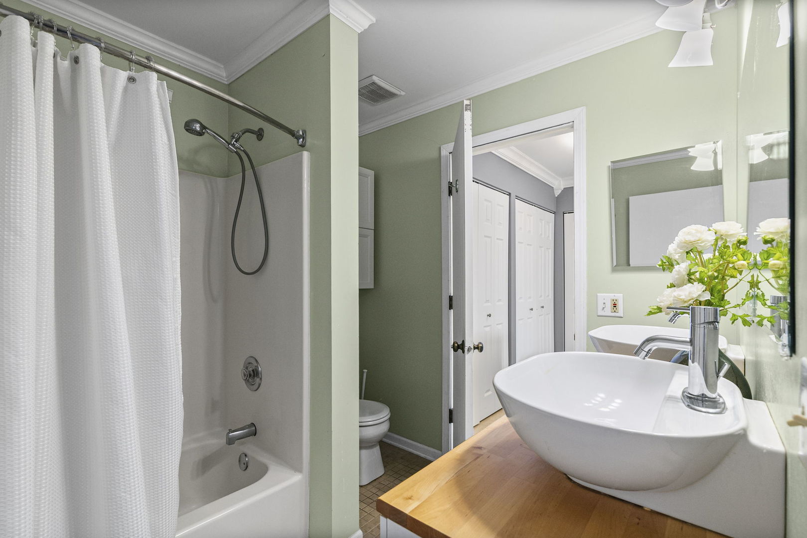 5774 Constitution Avenue