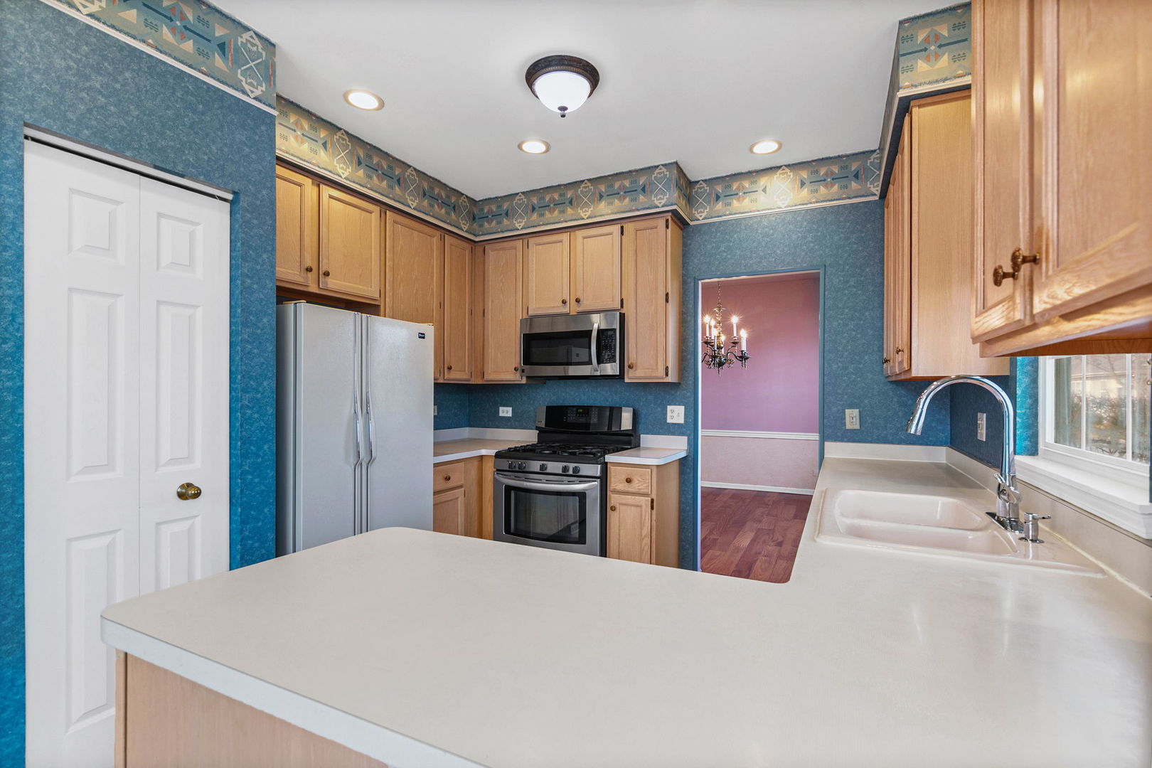 17527 W Stillwater Court