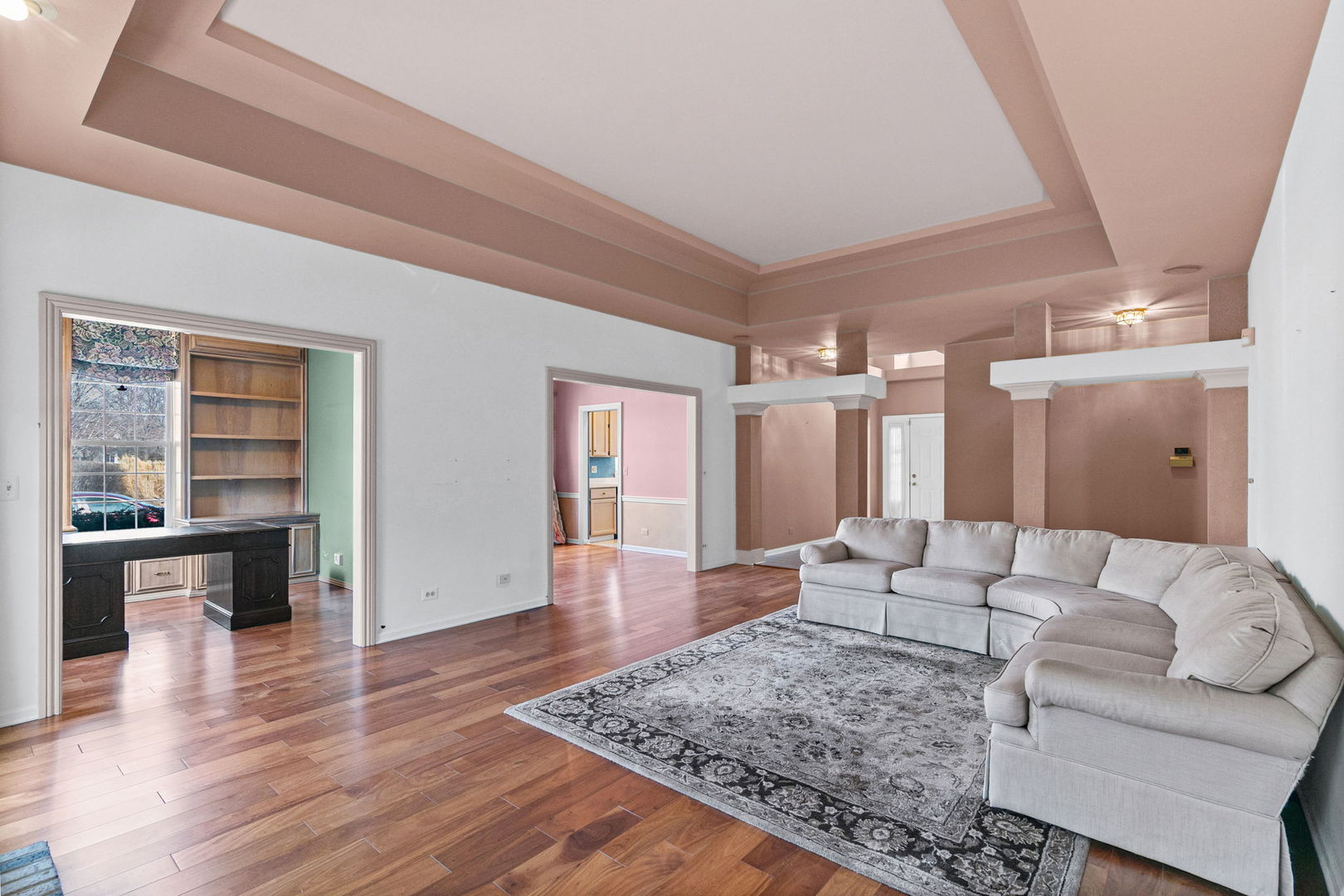 17527 W Stillwater Court