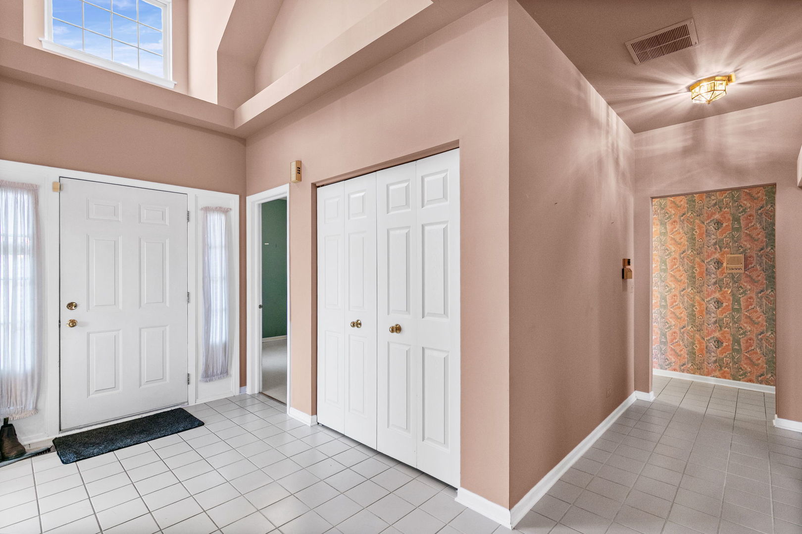 17527 W Stillwater Court