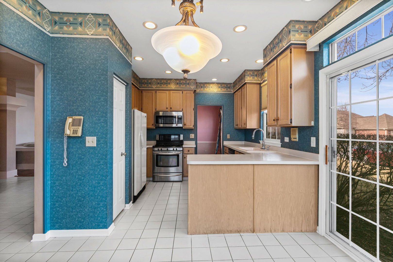 17527 W Stillwater Court