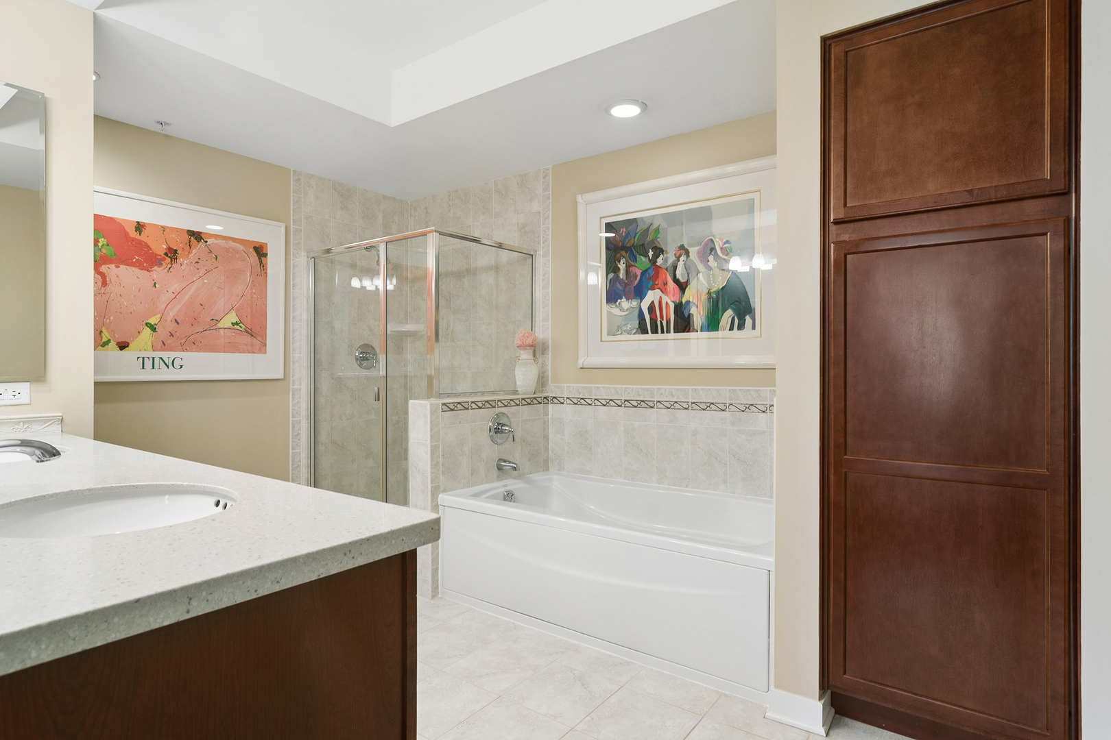 425 BENJAMIN Drive Unit: 202