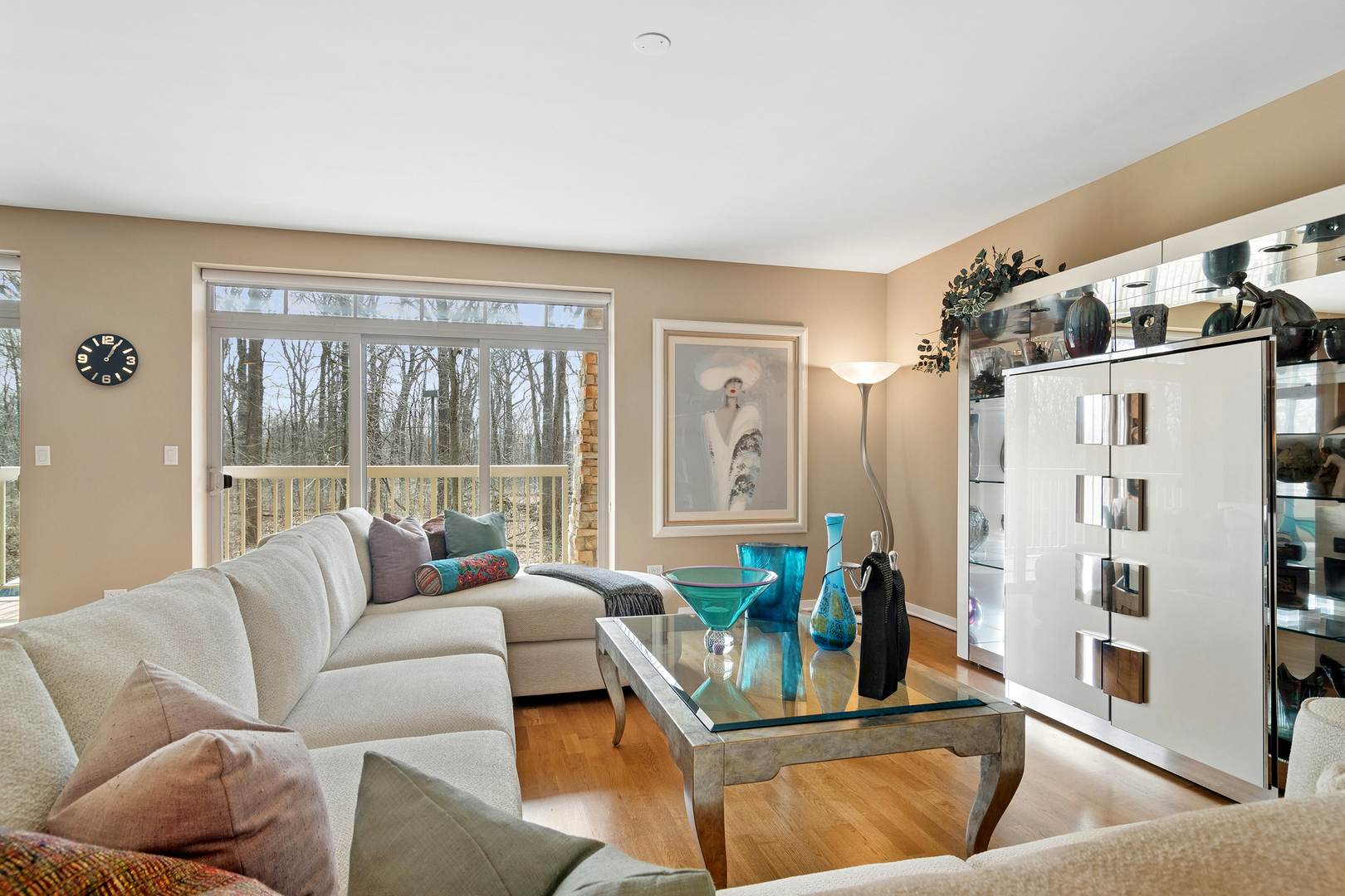425 BENJAMIN Drive Unit: 202