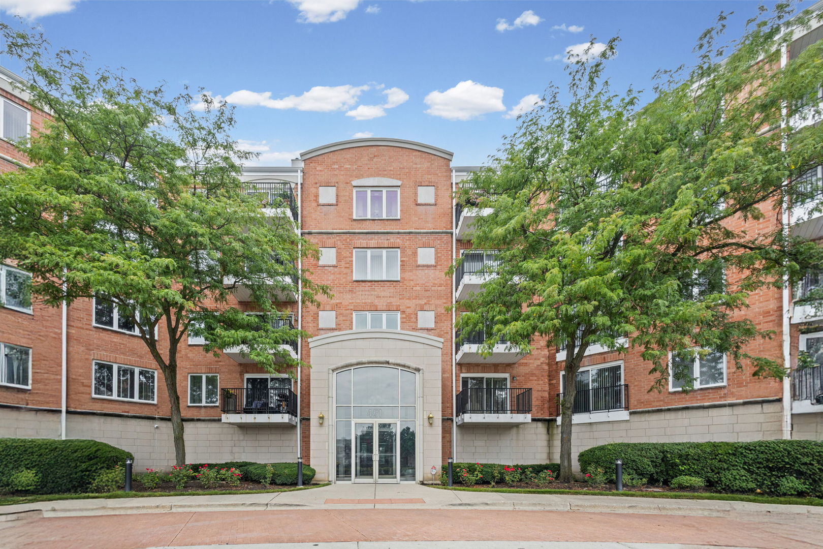 451 Town Place Circle Unit: 202