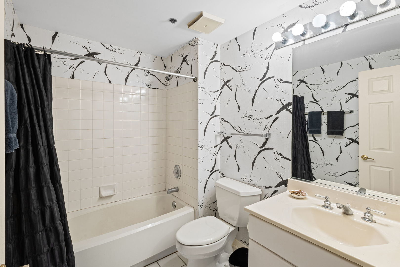 451 Town Place Circle Unit: 202
