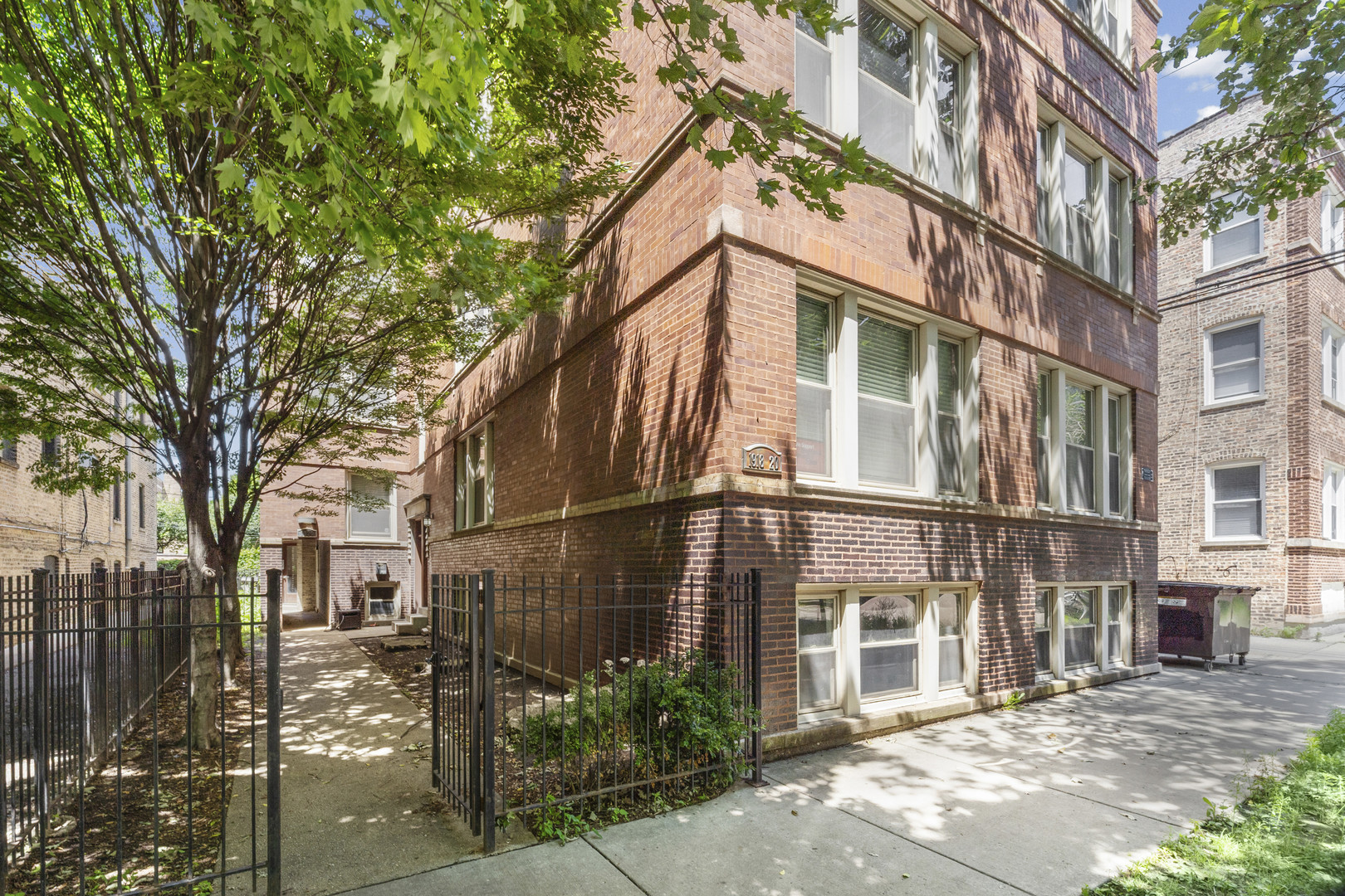 1918 W Cullom Avenue Unit: G