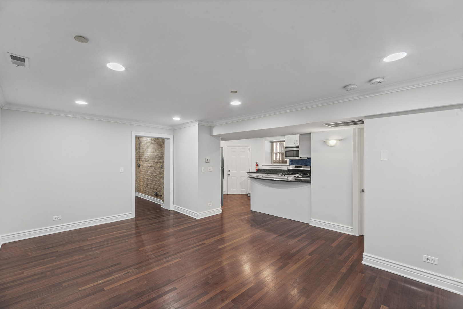 1918 W Cullom Avenue Unit: G